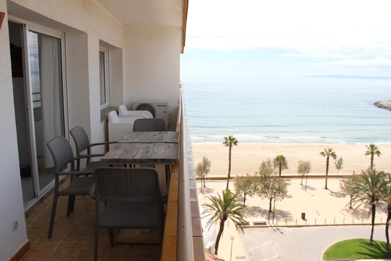 Beautiful Apartment In Front Of Beach, Pool, View Roses Luaran gambar